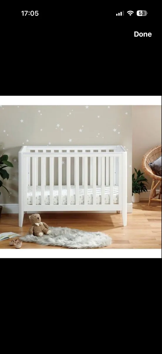 Cot bed in white - Image 2