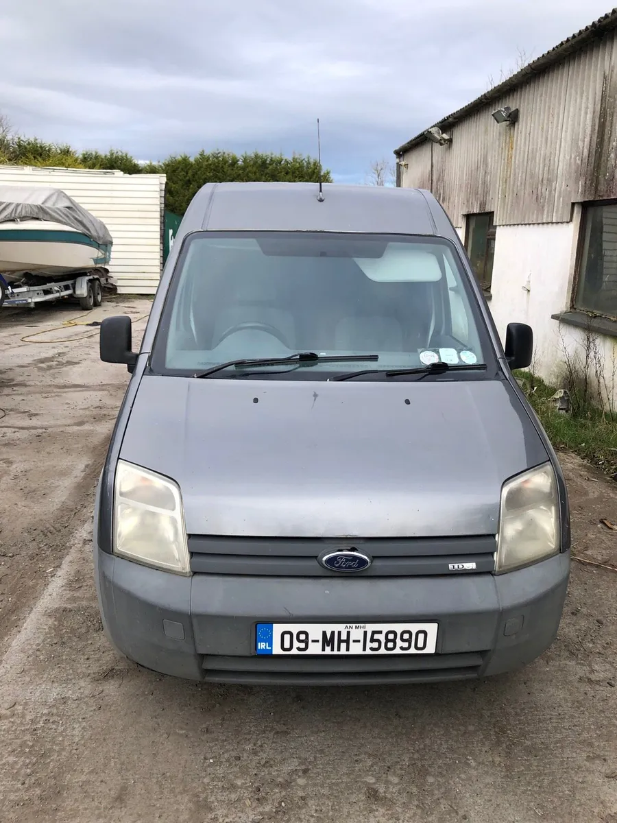 2009 Ford Transit Connect van - Image 2