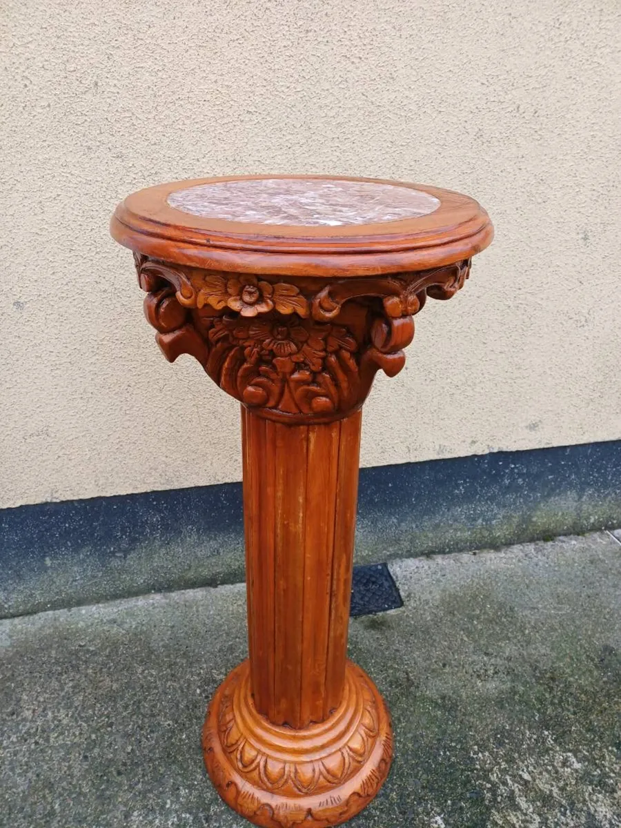 Vintage Corinthian Column Pedestal - Image 1