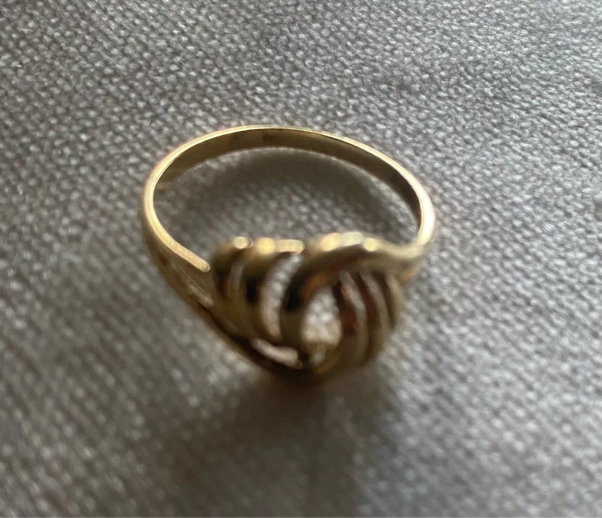9 ct Gold Ring - Image 3