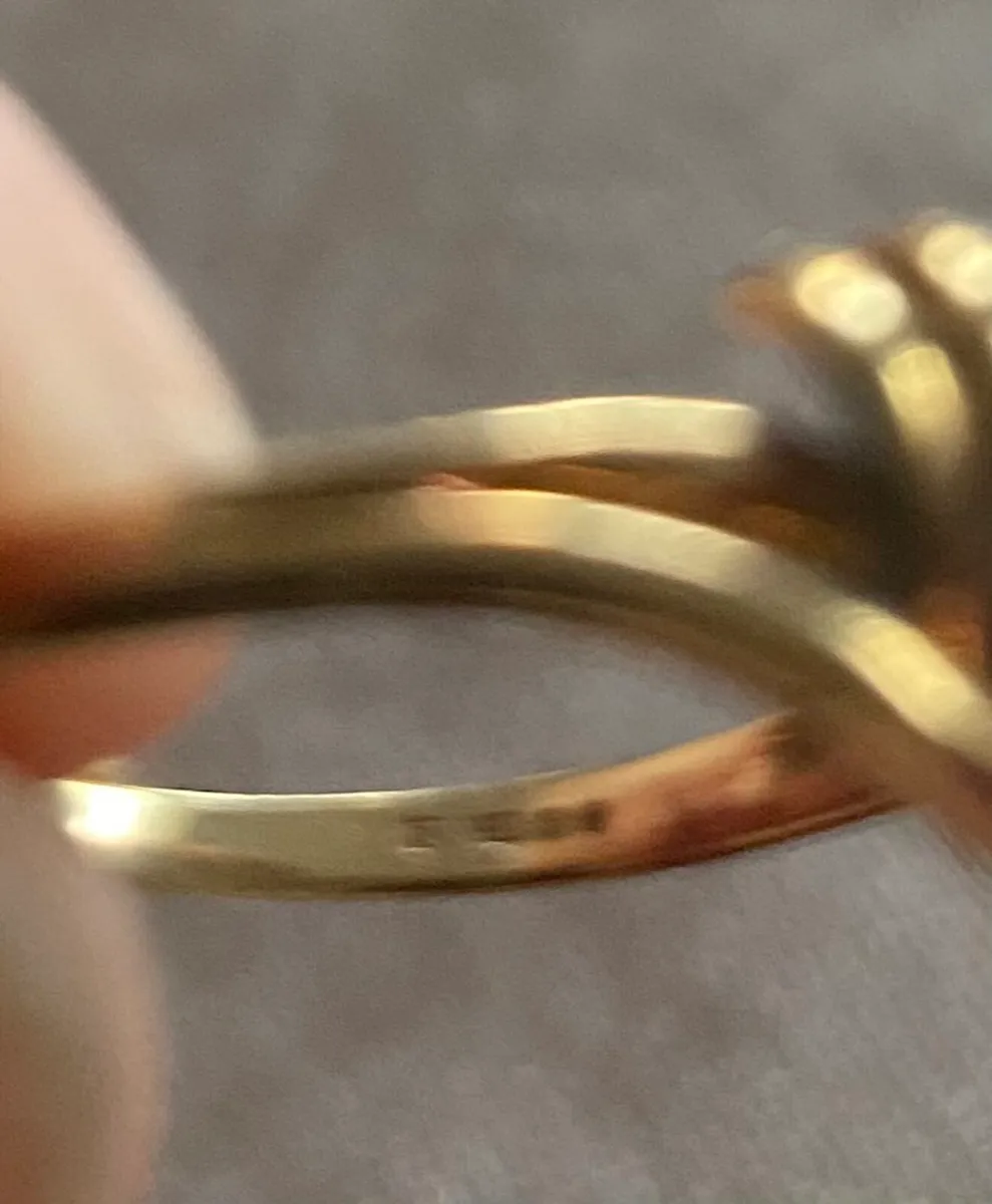 9 ct Gold Ring - Image 4