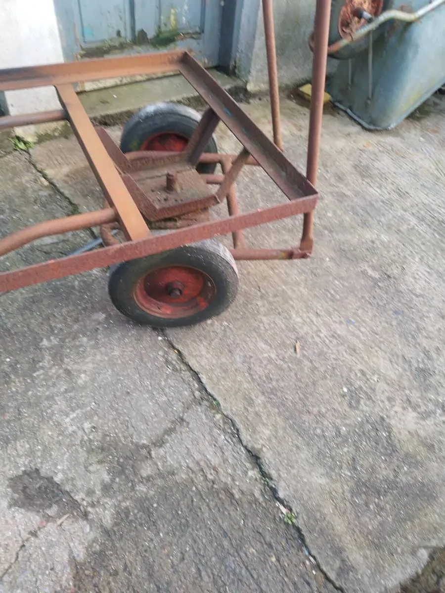 Old cie trolley - Image 1