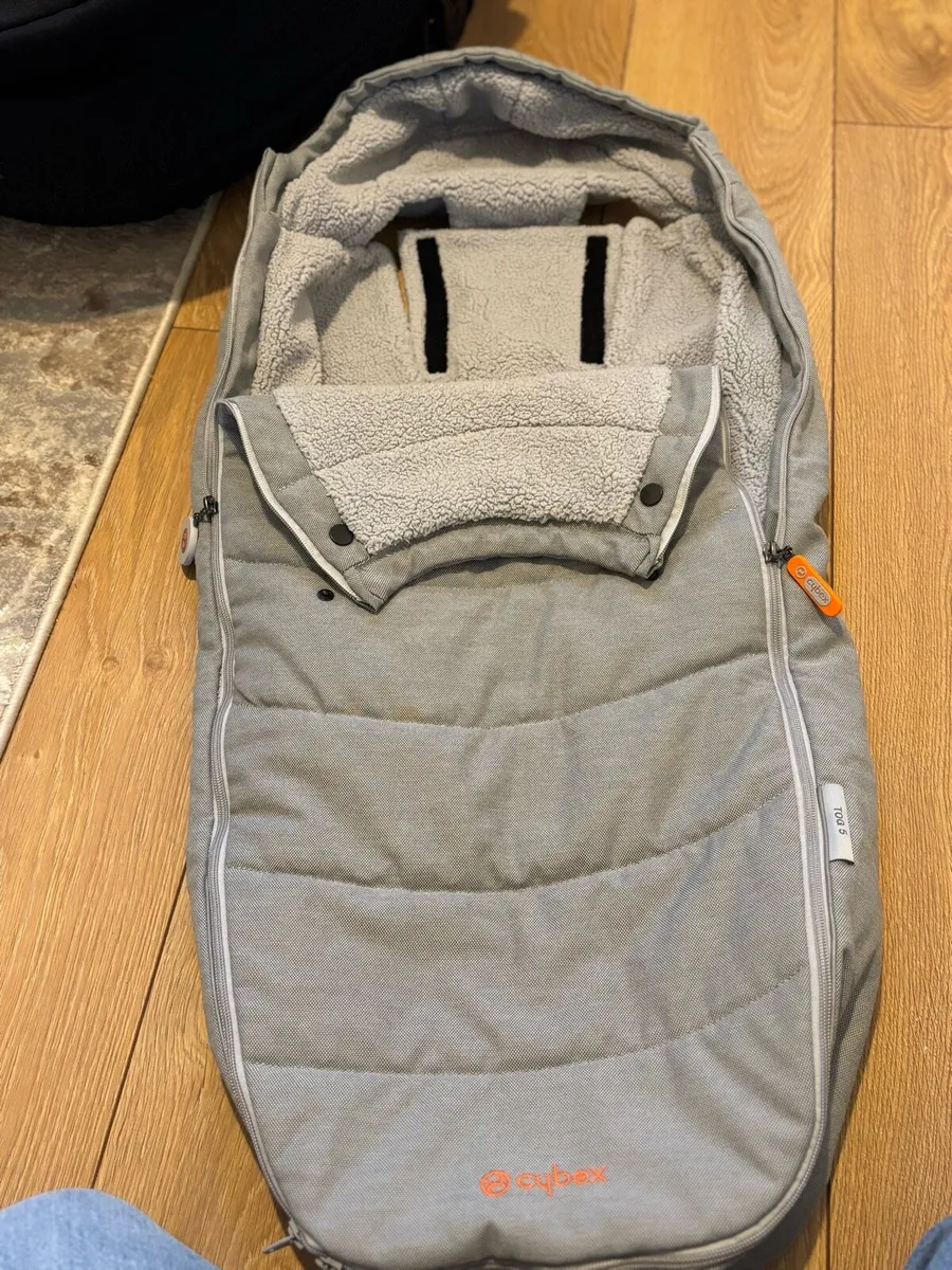 Cybex Balios S 3in 1 Black - Image 4