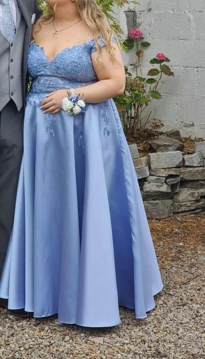 Debs dress - Image 2