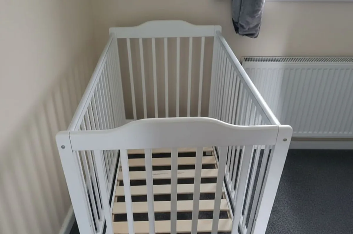 Wooden Baby Cot – Excellent Condition - Image 2