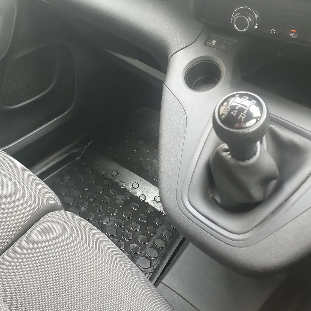 Peugeot Partner 2020 - Image 3