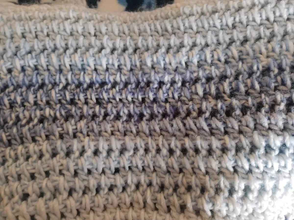 FREE SCARFS - Image 2