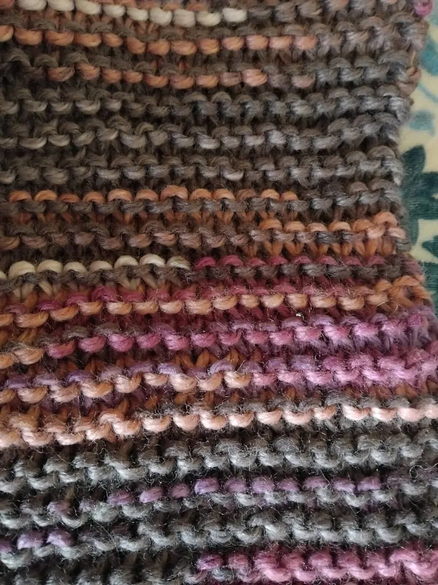 FREE SCARFS - Image 3