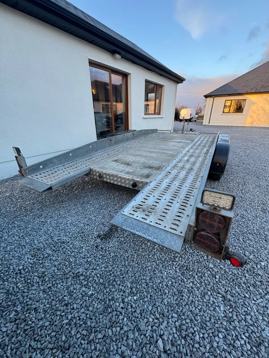 Car Transporter - Image 2