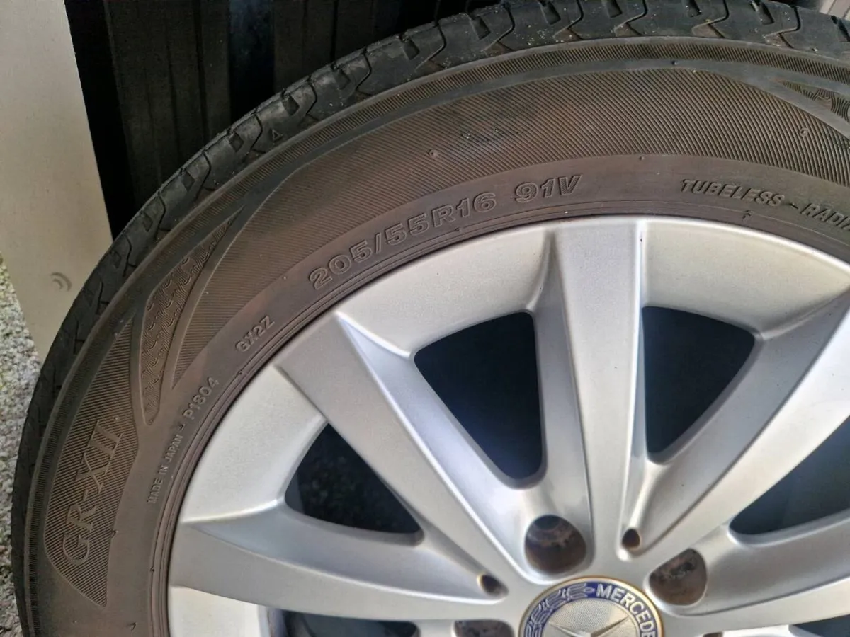 16" OEM Mercedes Alloys  / Tyres / Wheel Bolts - Image 2