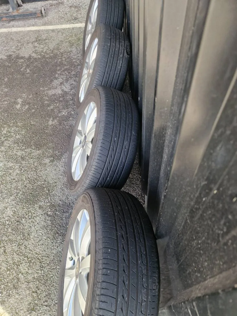 16" OEM Mercedes Alloys  / Tyres / Wheel Bolts - Image 4