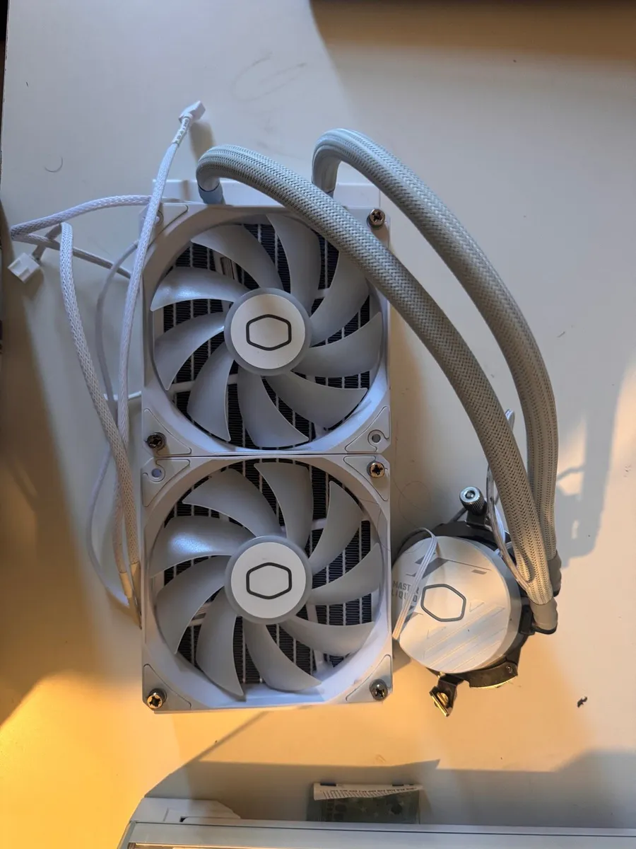 Aio Cooler 240mm - Image 1