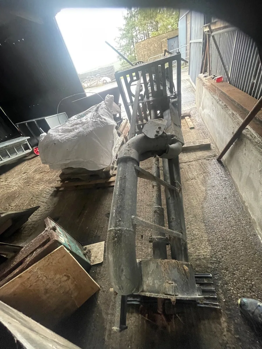 Manure Agitator, tractor tyres, tractor weights - Image 3