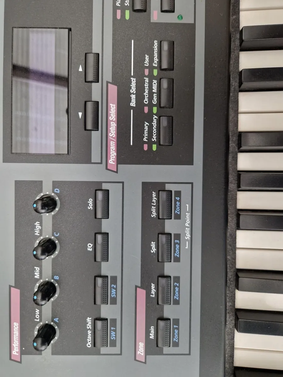 Kurzweil PC1x Keyboard - Image 4