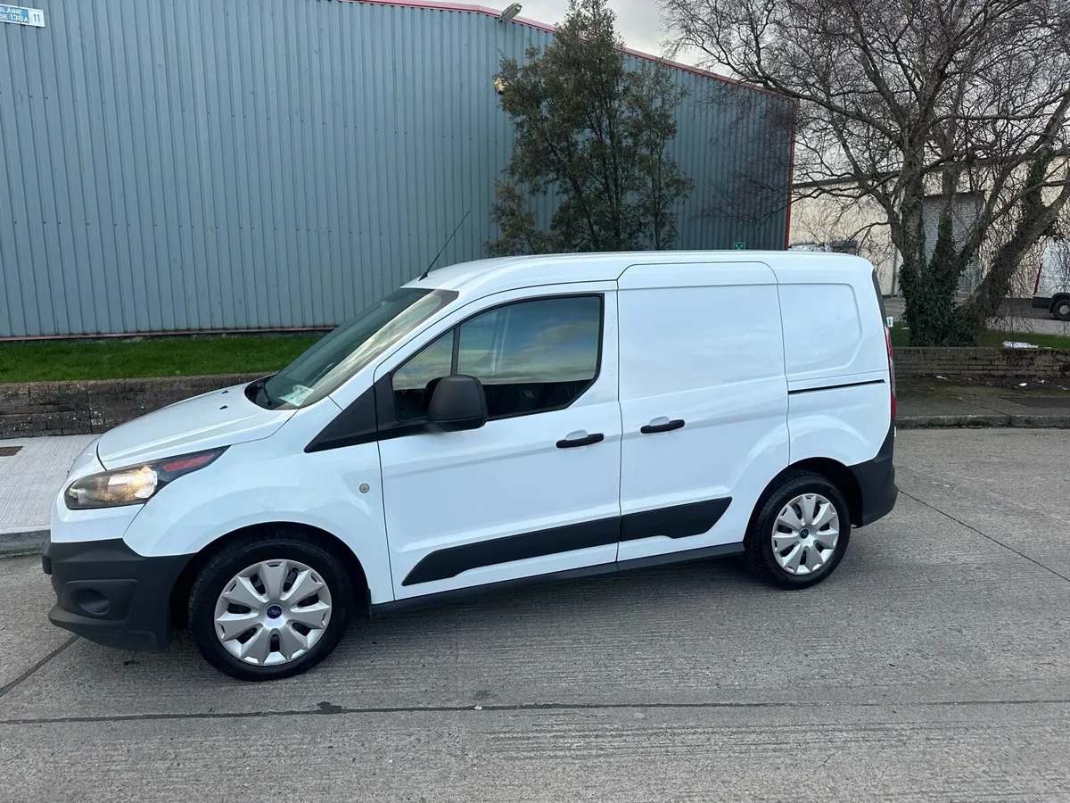 Ford Transit Connect - Image 3