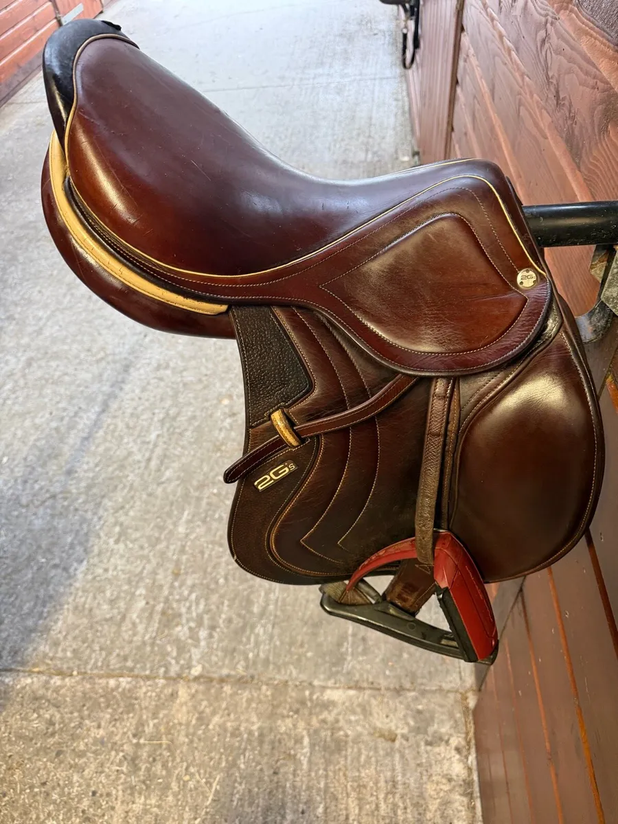 CWD 17” SE32 Jumping Saddle - Image 3