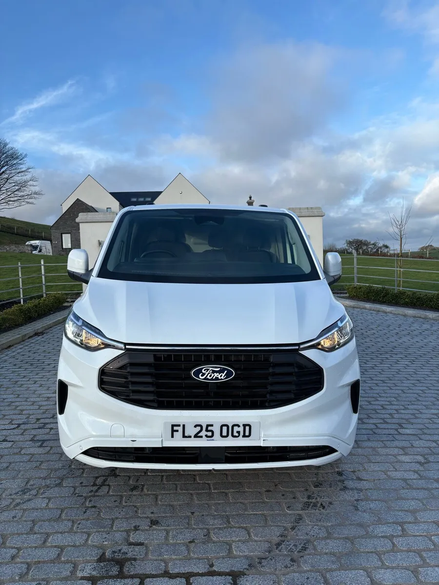 2025 Ford Transit Custom 280 Limited - Image 2
