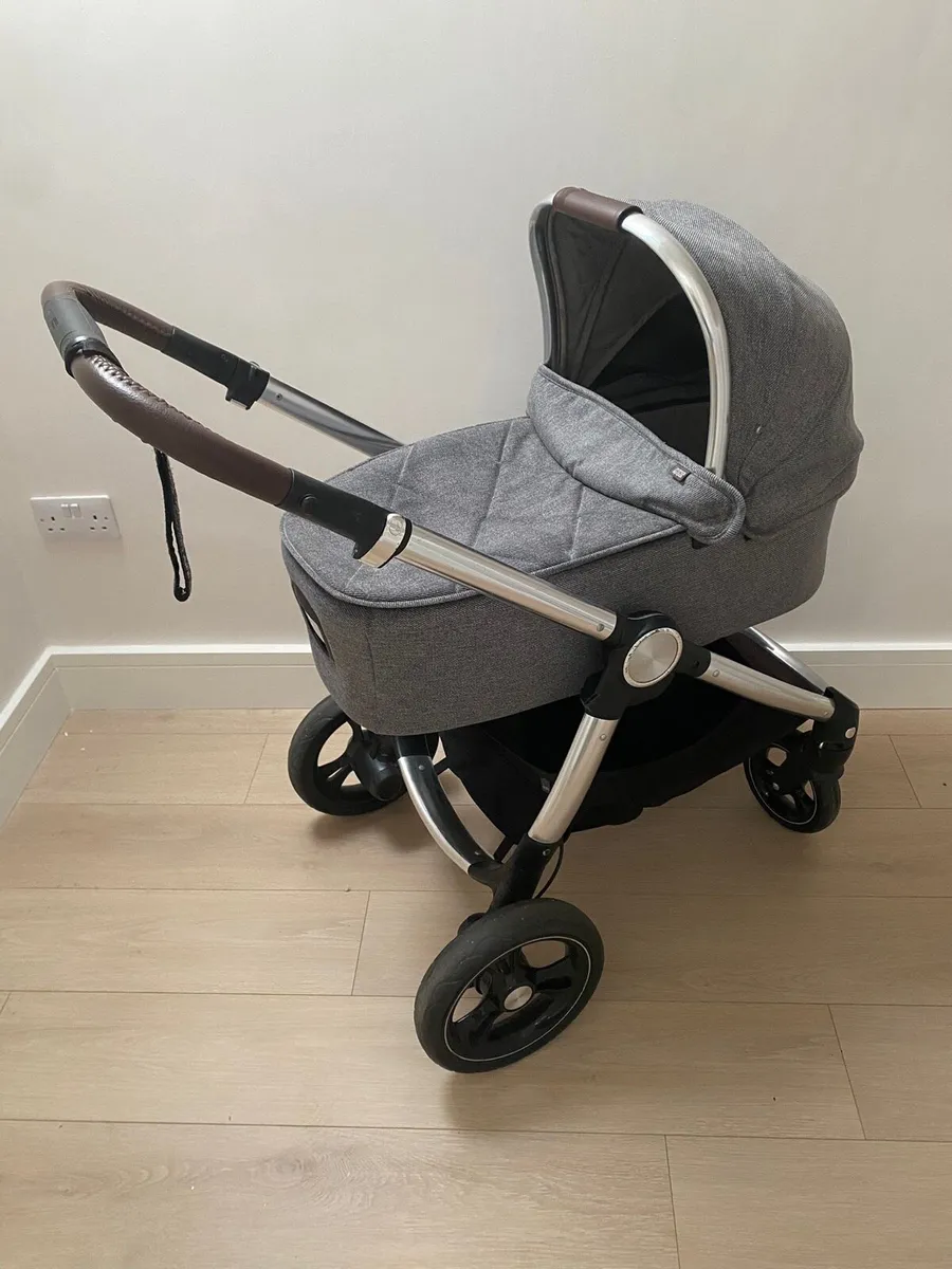 Mumas and Papas Ocarro - Image 1