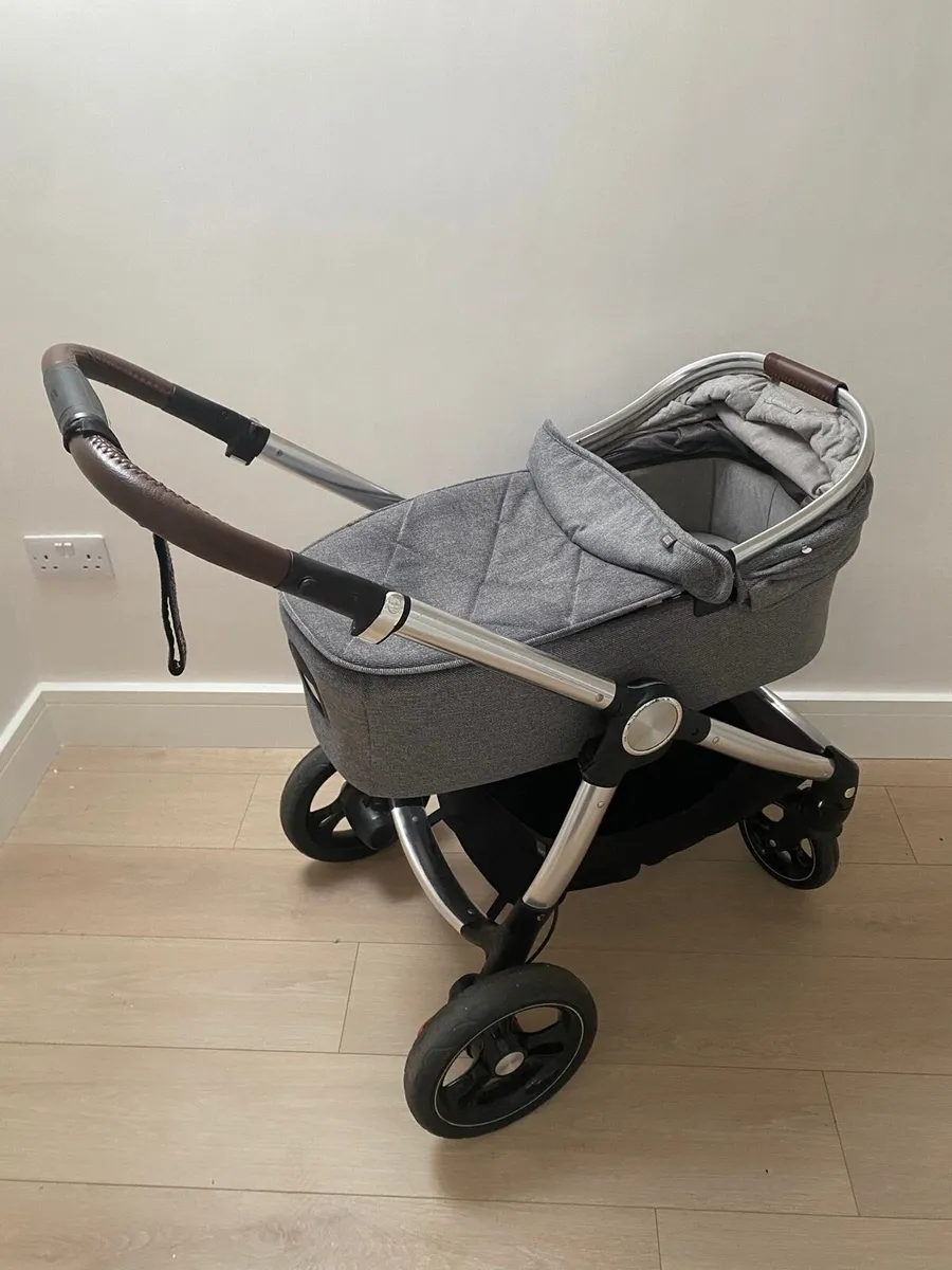 Mumas and Papas Ocarro - Image 2