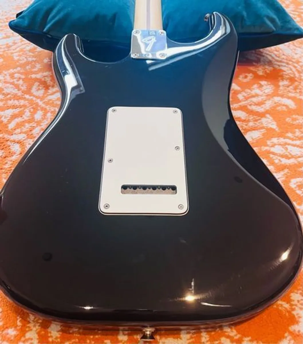 Fender Player Series Stratocaster MN Black - Image 3