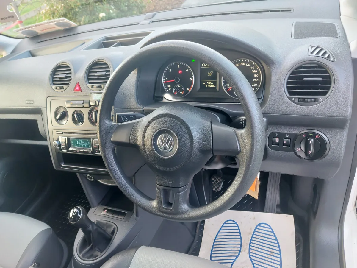 VW CADDY 132 💥 MASSIVE SPEC 💥 - Image 4