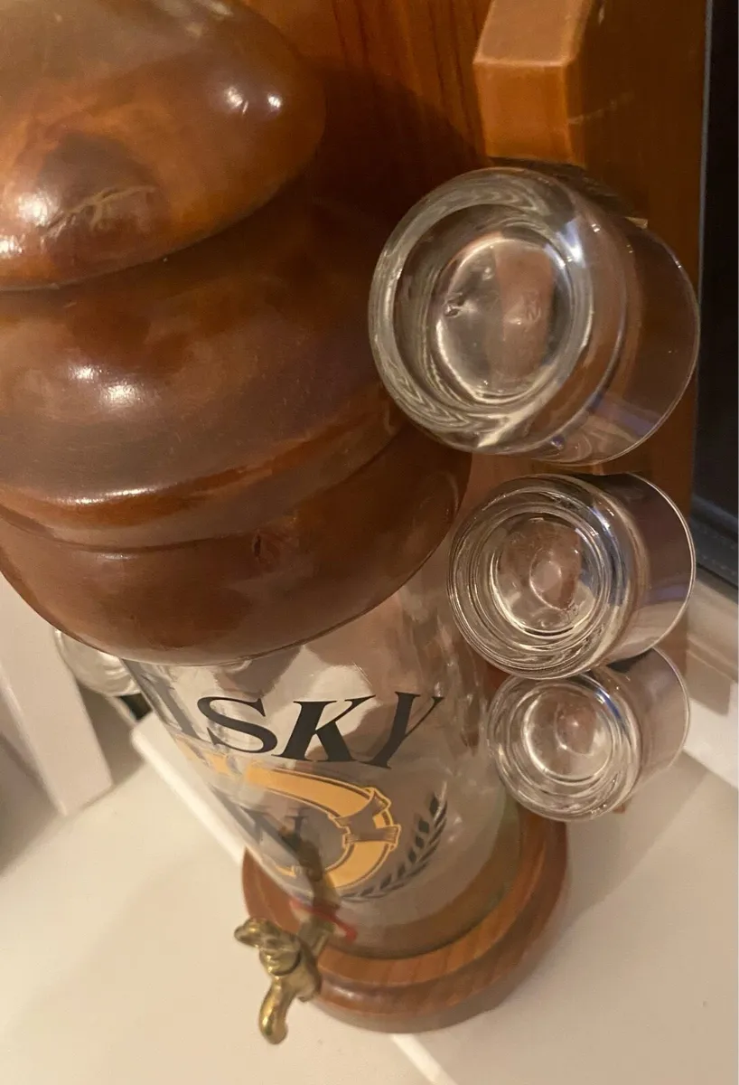 Vintage Timber & Glass Whisky Decanter Set - Image 4