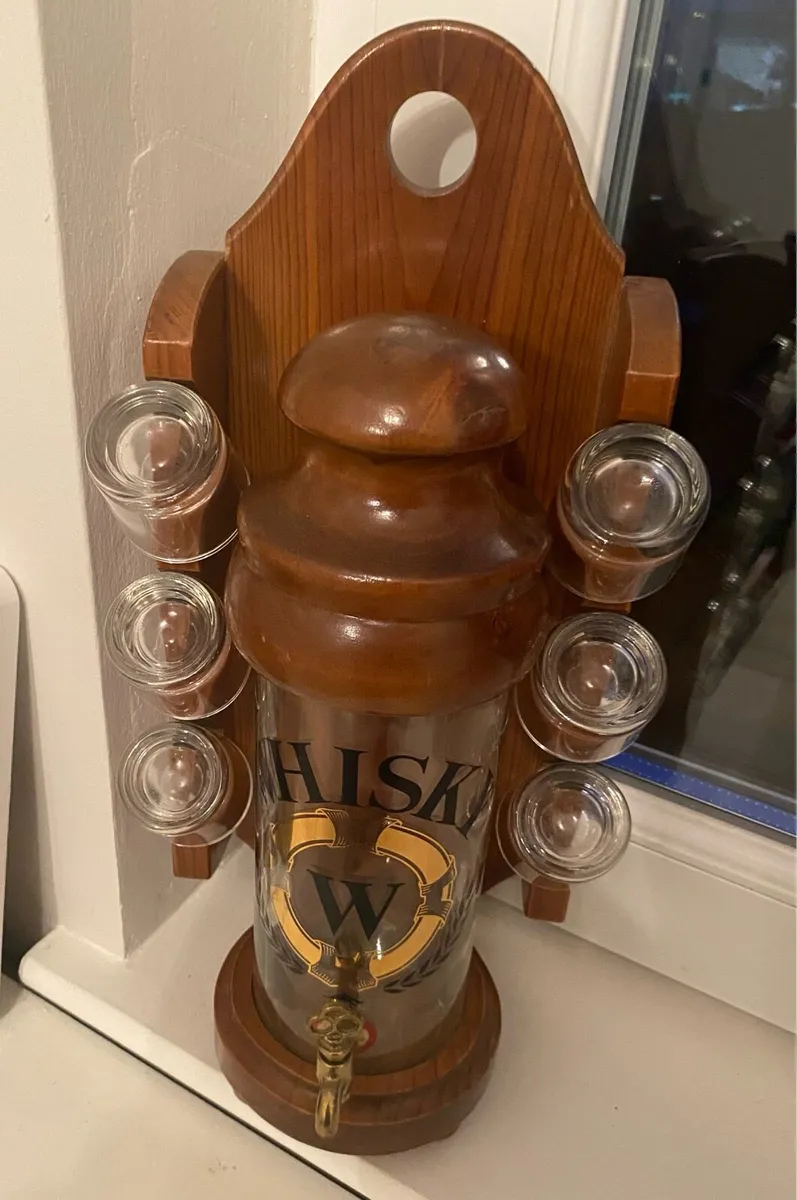 Vintage Timber & Glass Whisky Decanter Set - Image 1