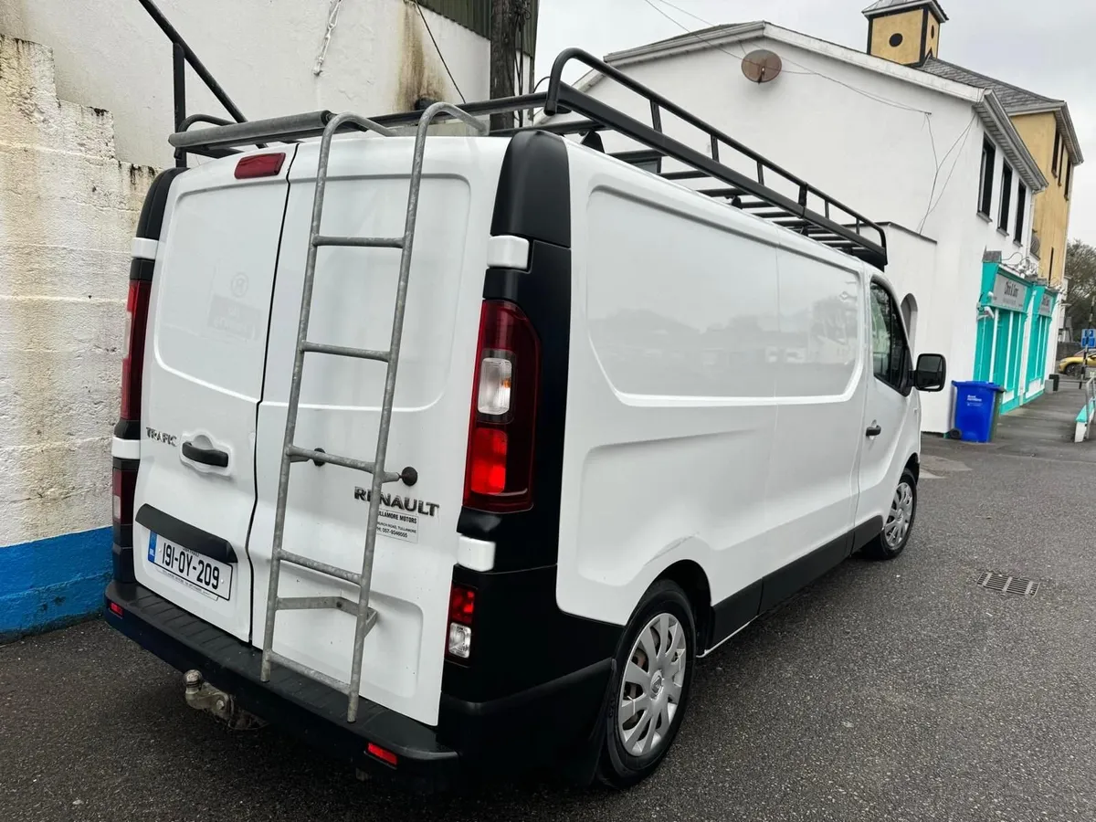 Renault Trafic 2019 - Image 1
