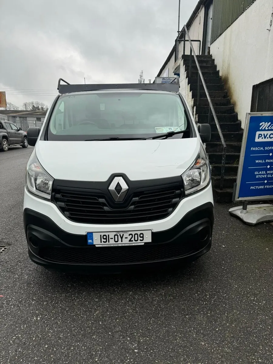 Renault Trafic 2019 - Image 2