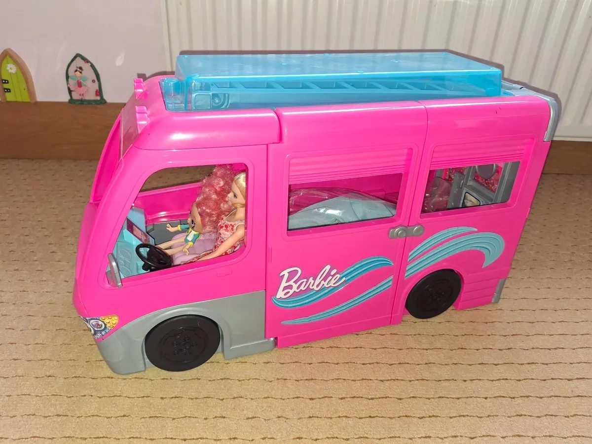 Barbie RV Campervan plus accessories - Image 1