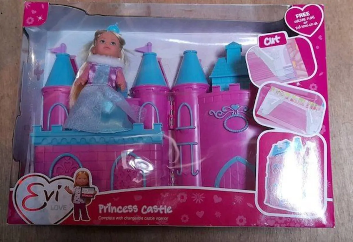 New: Evi Love Princess doll and Castle playset - Image 1