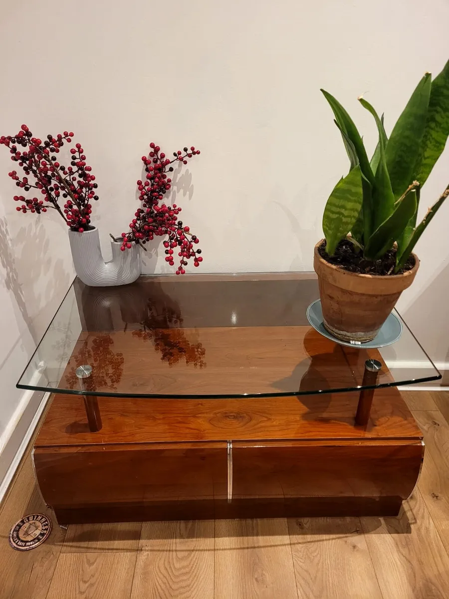 Table ans dresser - Image 2