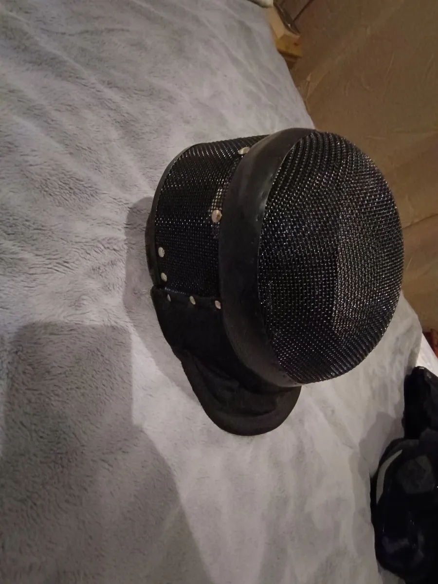 Fencing Mask - Image 1