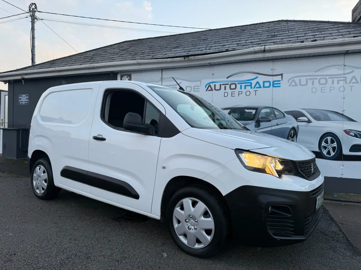 PEUGEOT PARTNER LOW KM HIGH SPEC - Image 1