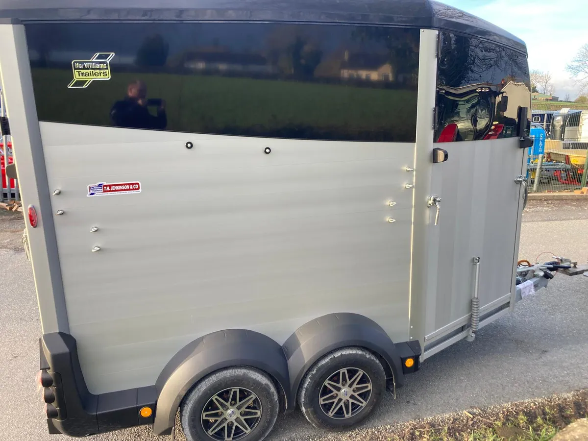 25 Ifor  Williams HBX511 Horsebox NO VAT - Image 2