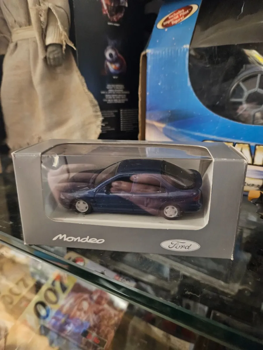 Corgi Ford Mondeo