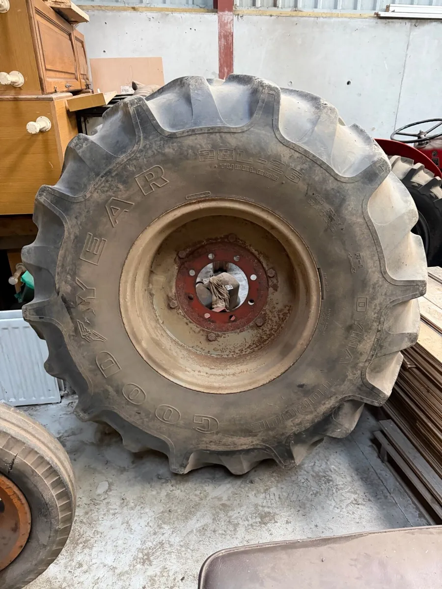 Pair of Combine wheels - Image 1