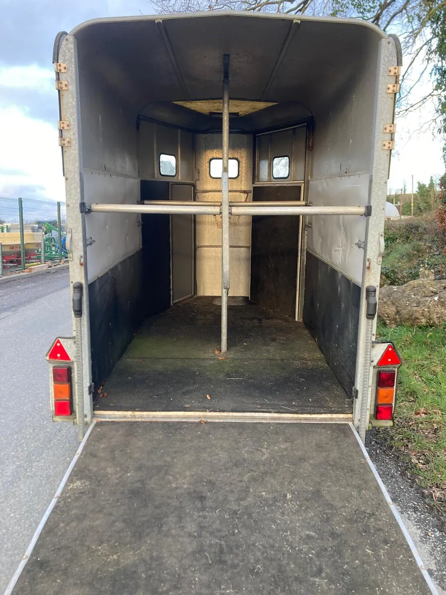 Trade Sale Ifor Williams HB510 Horsebox NO VAT - Image 2