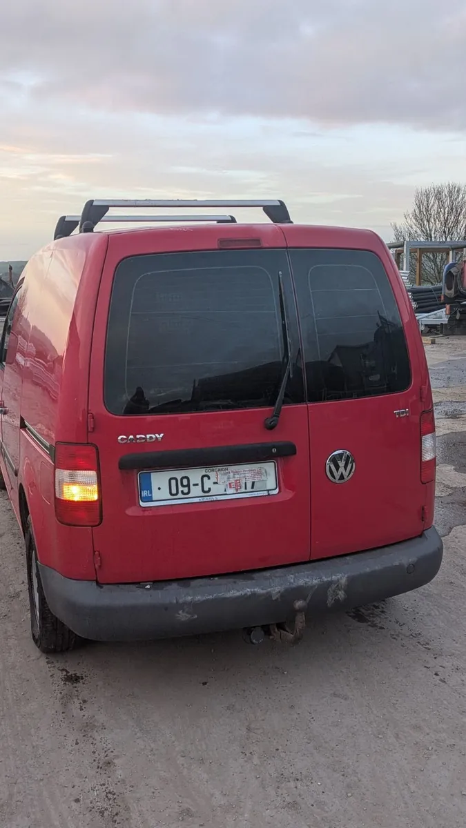 Volkswagen Caddy 2009 - Image 3