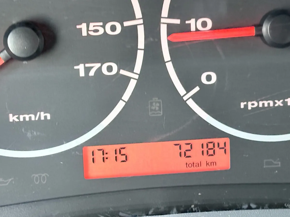 Camper van - Image 1