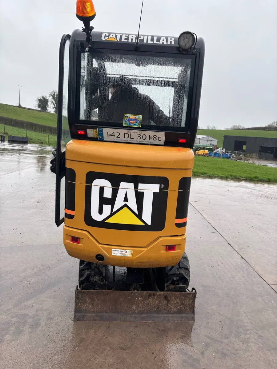 Cat 301.86 - Image 1