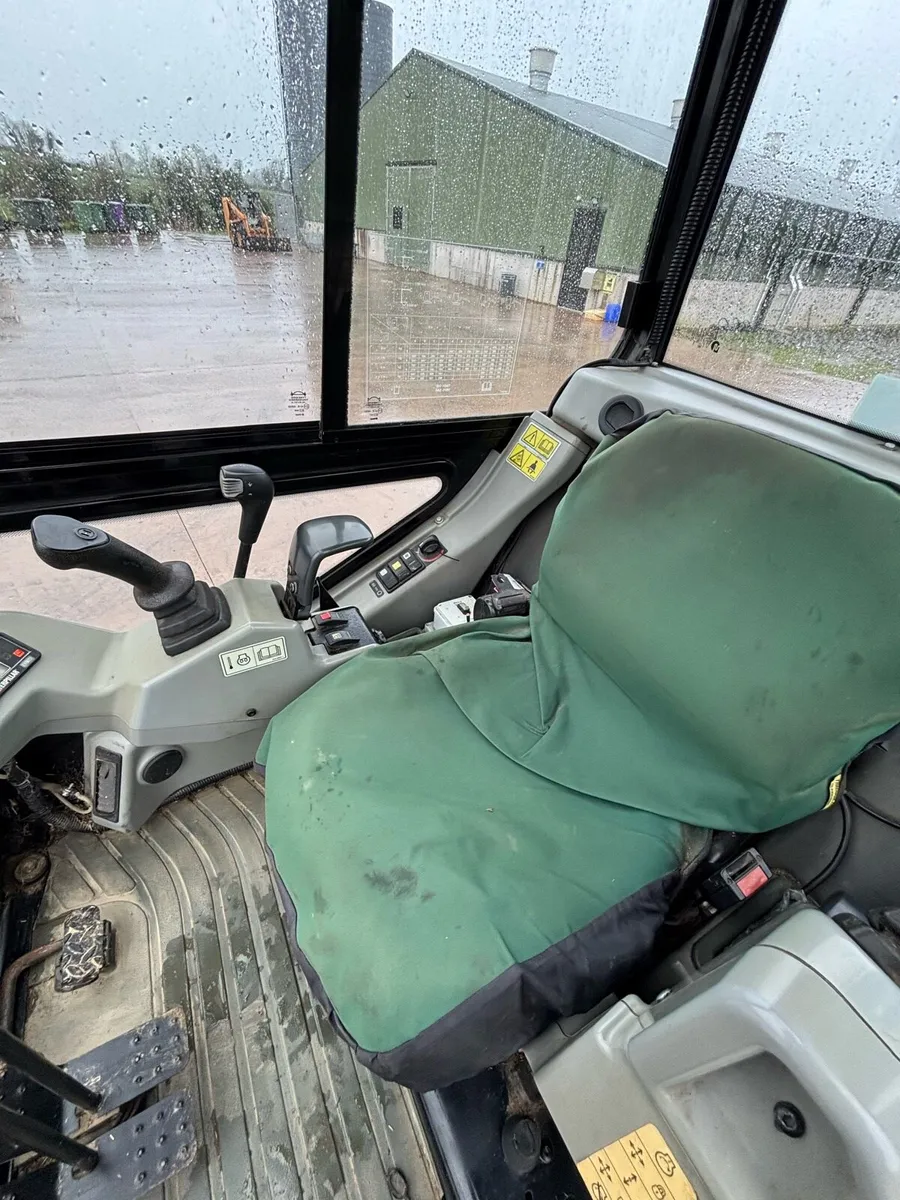 Cat 301.86 - Image 4