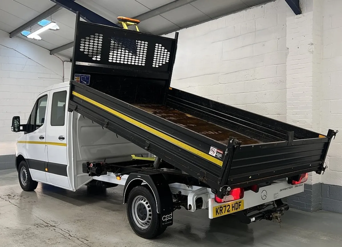 2023 Mercedes-Benz Sprinter Tipper Van - Image 2