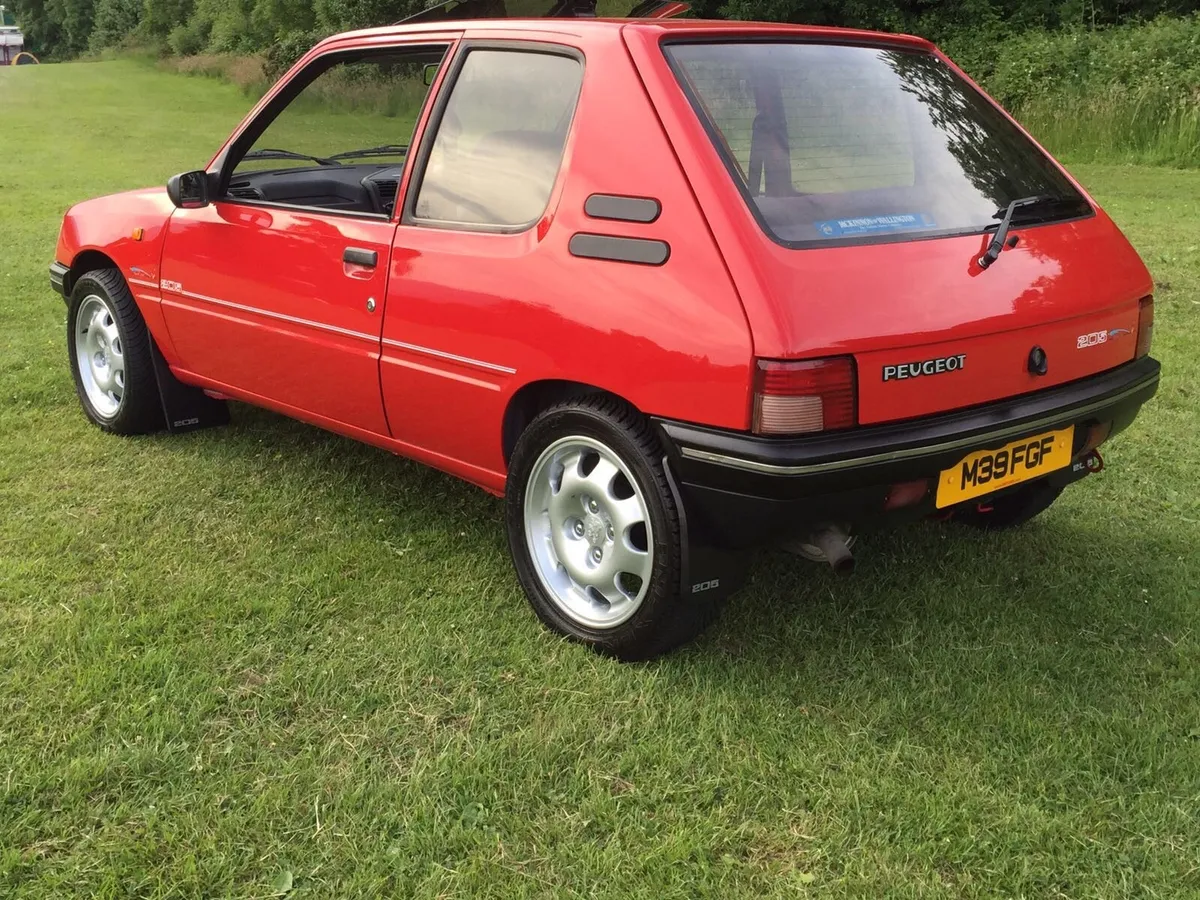 1995 Peugeot 205 1.6 Mardi Gras Auto - Image 2