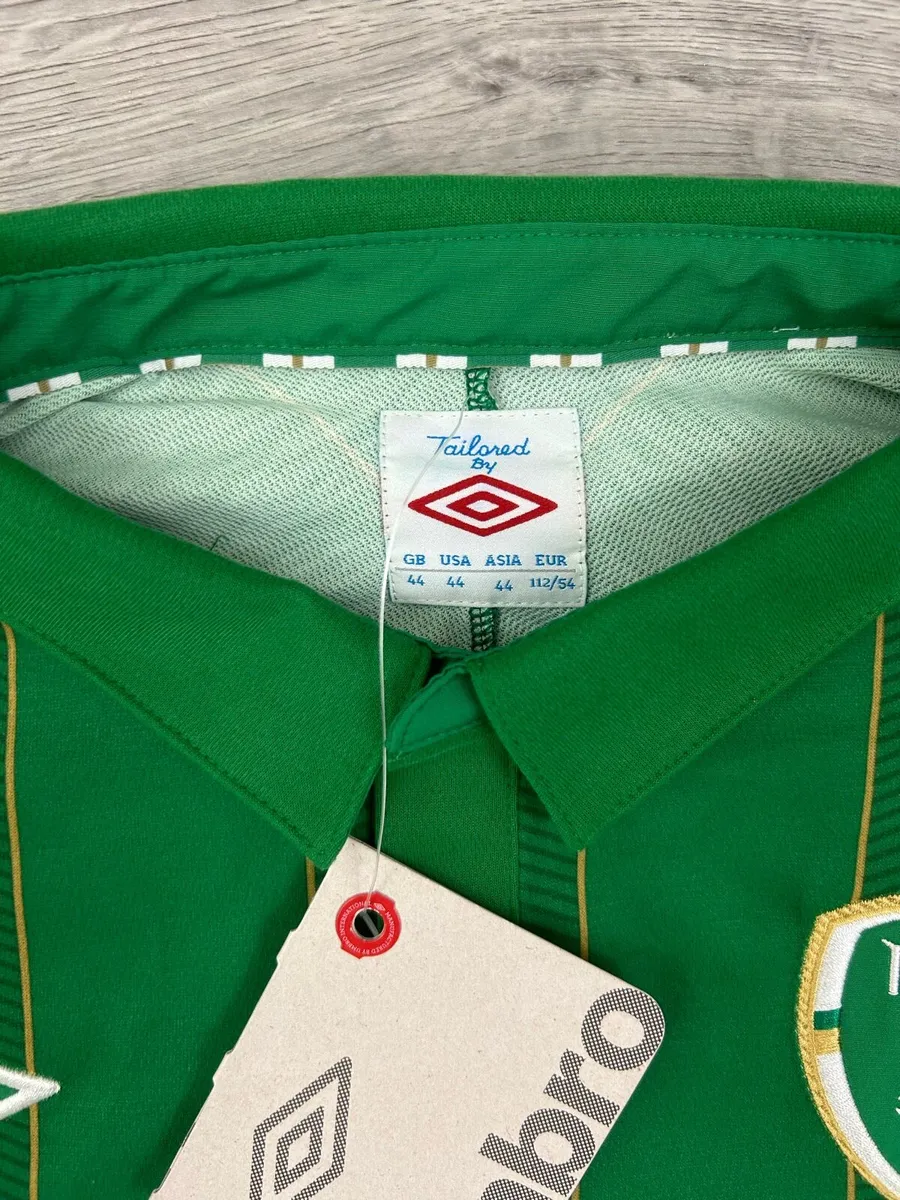 NEW Vintage Deadstock 2011 Umbro Ireland Jersey - Image 4