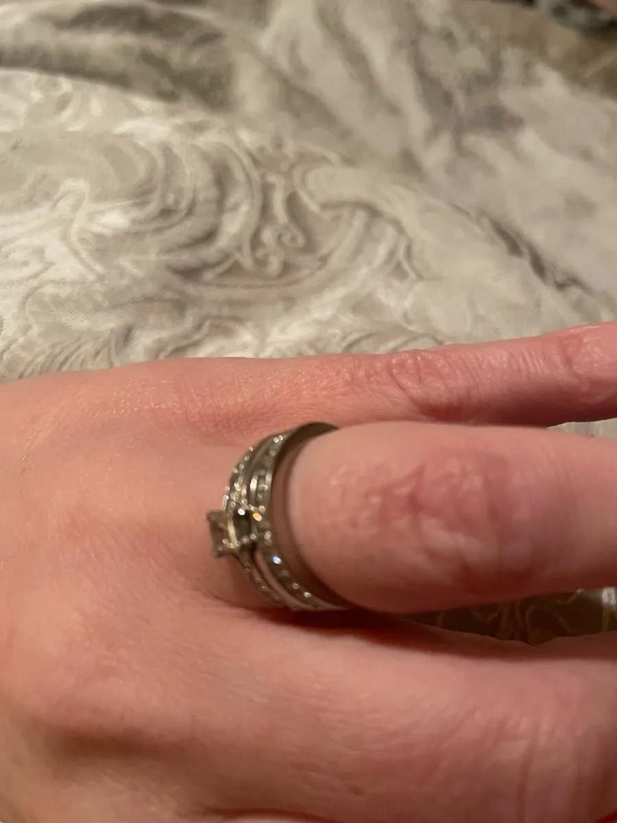 Diamond platinum engagement and wedding band set - Image 4