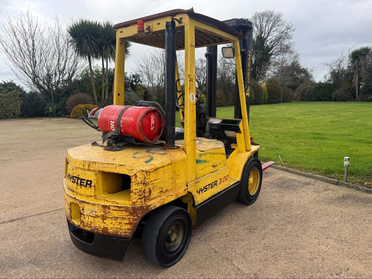 Hyster Forklift H3.00XM - Image 4