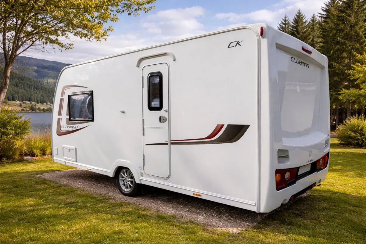 Lunar Clubman CK – 2 Berth – Luxury Lightweight - Image 2