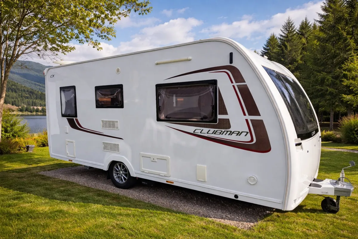 Lunar Clubman CK – 2 Berth – Luxury Lightweight - Image 1