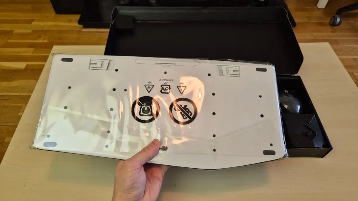 Logitech MK850 wireless keybaord & mouse combo - Image 3